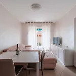 公寓 Cozy 3-room 圣雷默