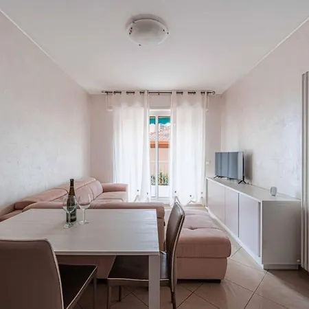 Apartment Cozy 3-room Sanremo